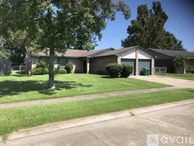Main picture of 557 Esplanade St