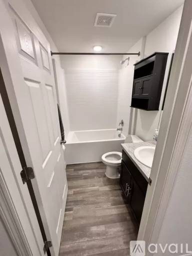 Main picture of 108 Maple Dr