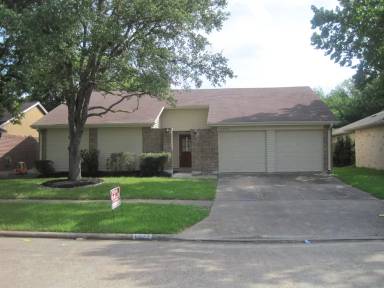 Main picture of 6822 Harpers Dr