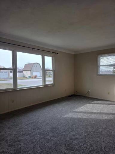 Main picture of 520 Eastview Dr