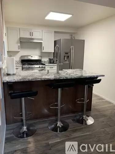 Main picture of 718 Tina Ct