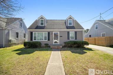 Main picture of 9214 Phillip Ave