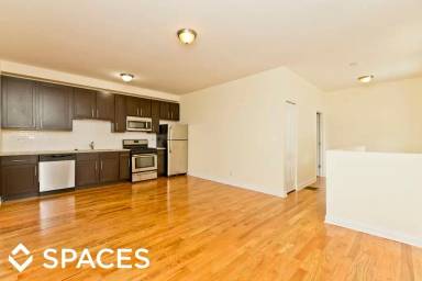 Main picture of 1536 W North Ave