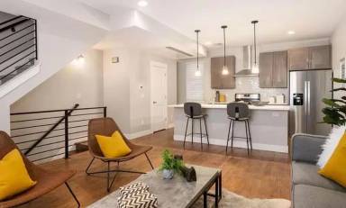 Main picture of 3131 W Conejos Pl
