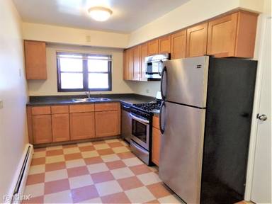 Main picture of 1644 W Sherwin Ave