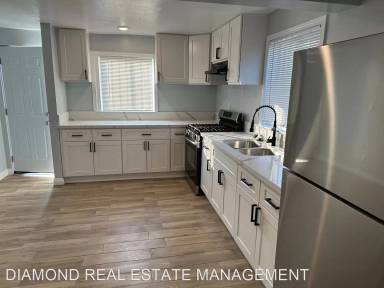 Main picture of 830 30th St