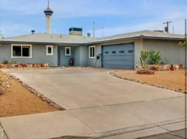 Main picture of 1709 Ivanhoe Way