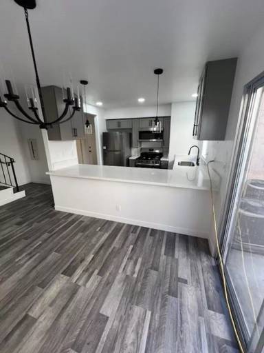 Main picture of 1110 W 163rd St