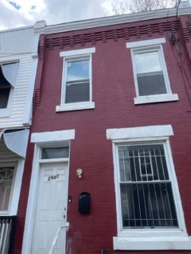 Main picture of 2940 Westmont St