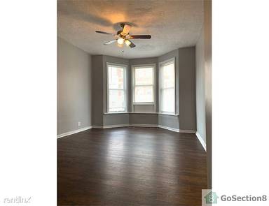 Main picture of 6544 S Champlain Ave