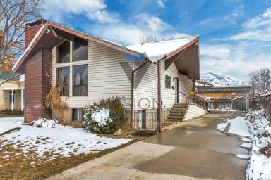 Main picture of 357 S 200 W