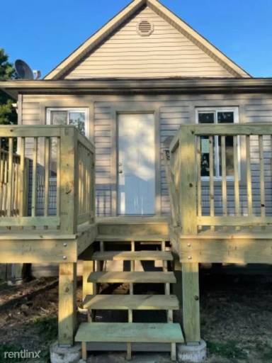 Main picture of 5657 Sohl Ave