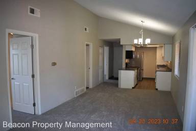 Main picture of 4681 S Decatur St