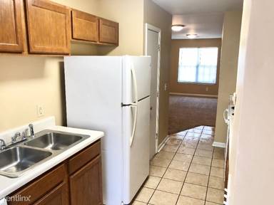 Main picture of 8373 Thomas Rd