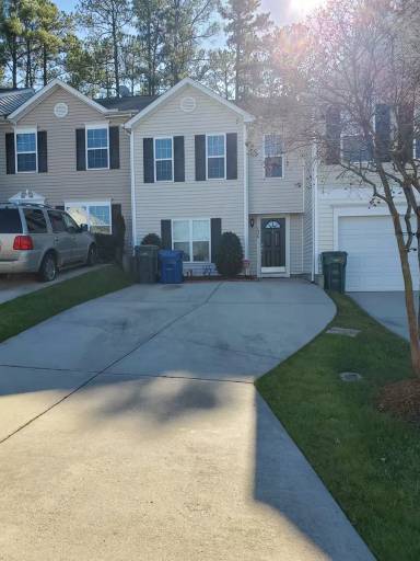 Main picture of 1930 Raj Dr