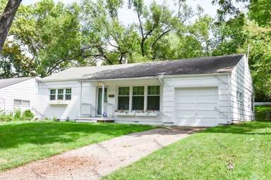 Main picture of 311 E Sweeney Blvd