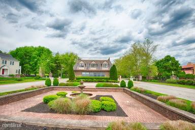 Main picture of 475 Brittany Ln
