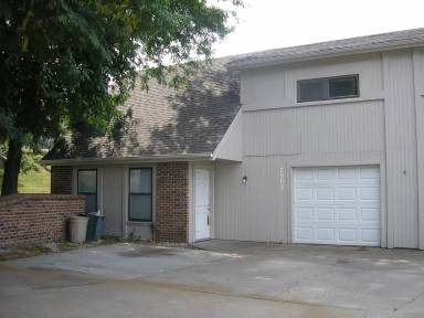 Main picture of 2909 University Dr