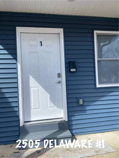 Main picture of 2505 Delaware St