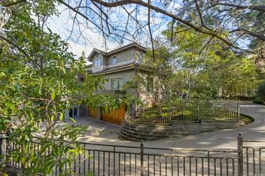 Main picture of 253 Hillview Ave