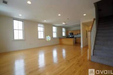 Main picture of 110 2nd St