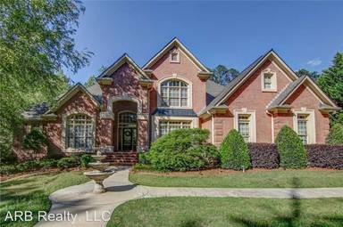 Main picture of 2719 Pitlochry St SW