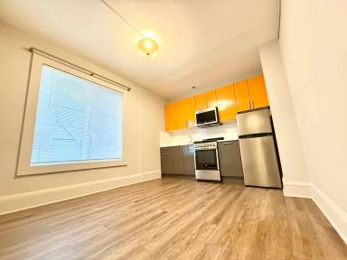 Main picture of 814 Columbia St