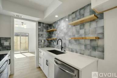 Main picture of 1206 Hollow Creek Dr