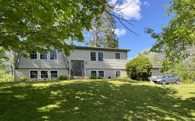 Main picture of 1121 SE 6th St