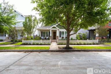 Main picture of 16650 Seminole Ridge Dr
