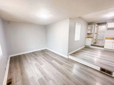 Main picture of 642 Arbor Ave