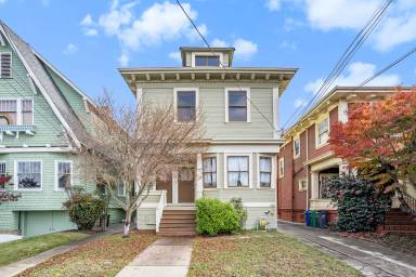 Main picture of 1324 1/2 Pearl St