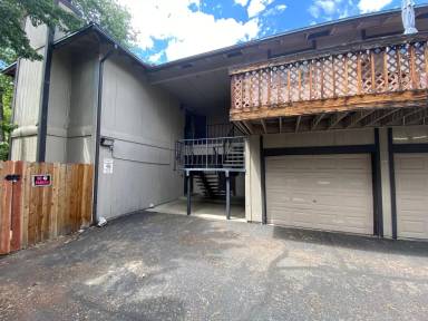 Main picture of 3075 Berrum Pl