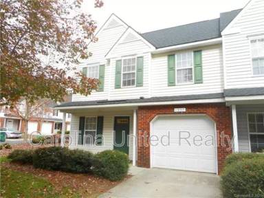 Main picture of 1957 University Heights Ln