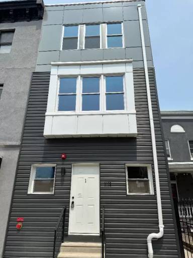 Main picture of 3012 Frankford Ave