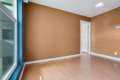 Main picture of 450 Vera Ave