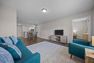 Main picture of 21 Collins Dr