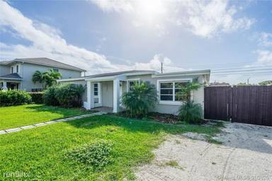 Main picture of 7540 SW 28th St
