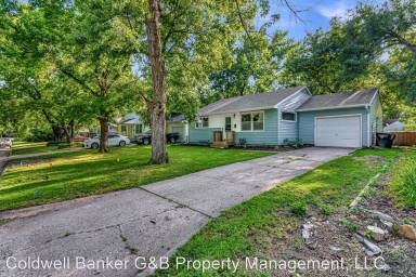 Main picture of 2225 SW Jewell Ave