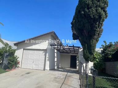 Main picture of 4744 Calle Los Santos