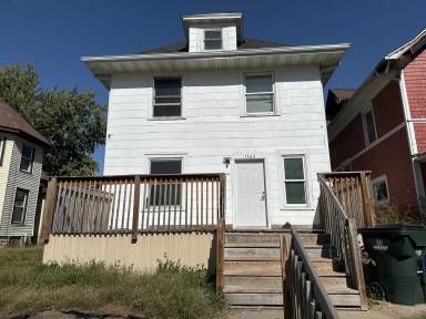 Main picture of 1560 4th Ave SE