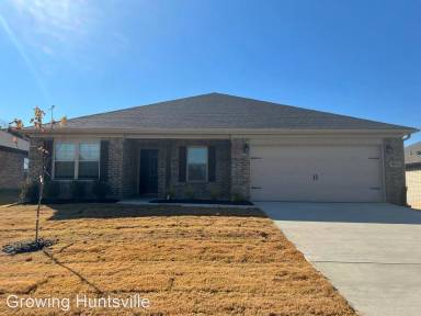 Main picture of 1662 Opp Reynolds Rd