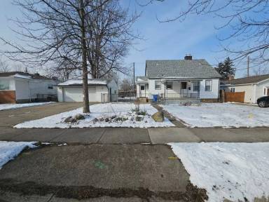 Main picture of 23631 Columbus Ave