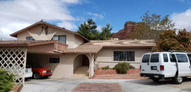Main picture of 330 Fairway Oaks Dr