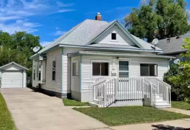Main picture of 627 N 5th St