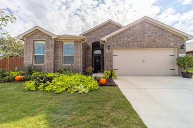 Main picture of 581 Redding Dr