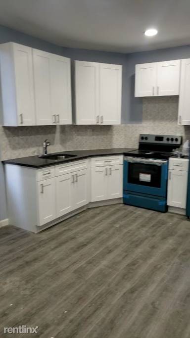 Main picture of 457 S 5th Ave