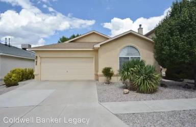 Main picture of 7509 Peregrine Rd NE