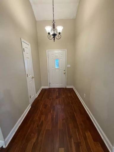Main picture of 200 Chipper St