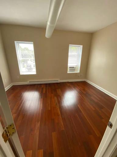 Main picture of 2264 N 21st St